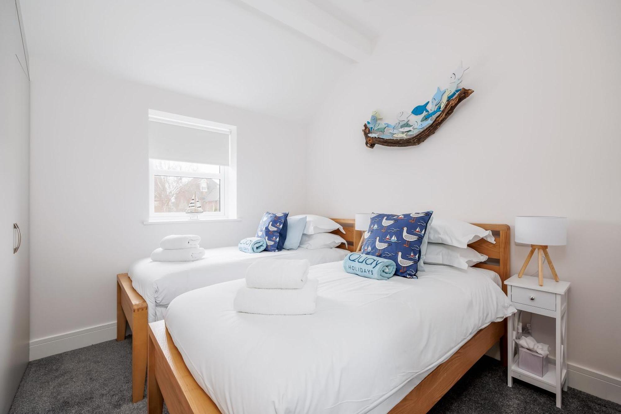 Charlotte Cottage Poole Bagian luar foto