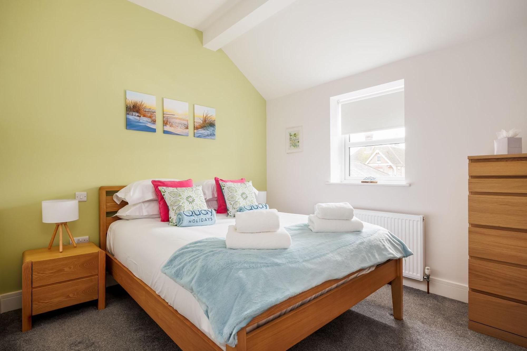 Charlotte Cottage Poole Bagian luar foto