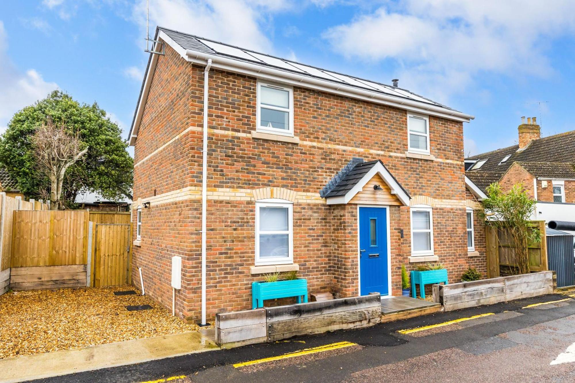 Charlotte Cottage Poole Bagian luar foto