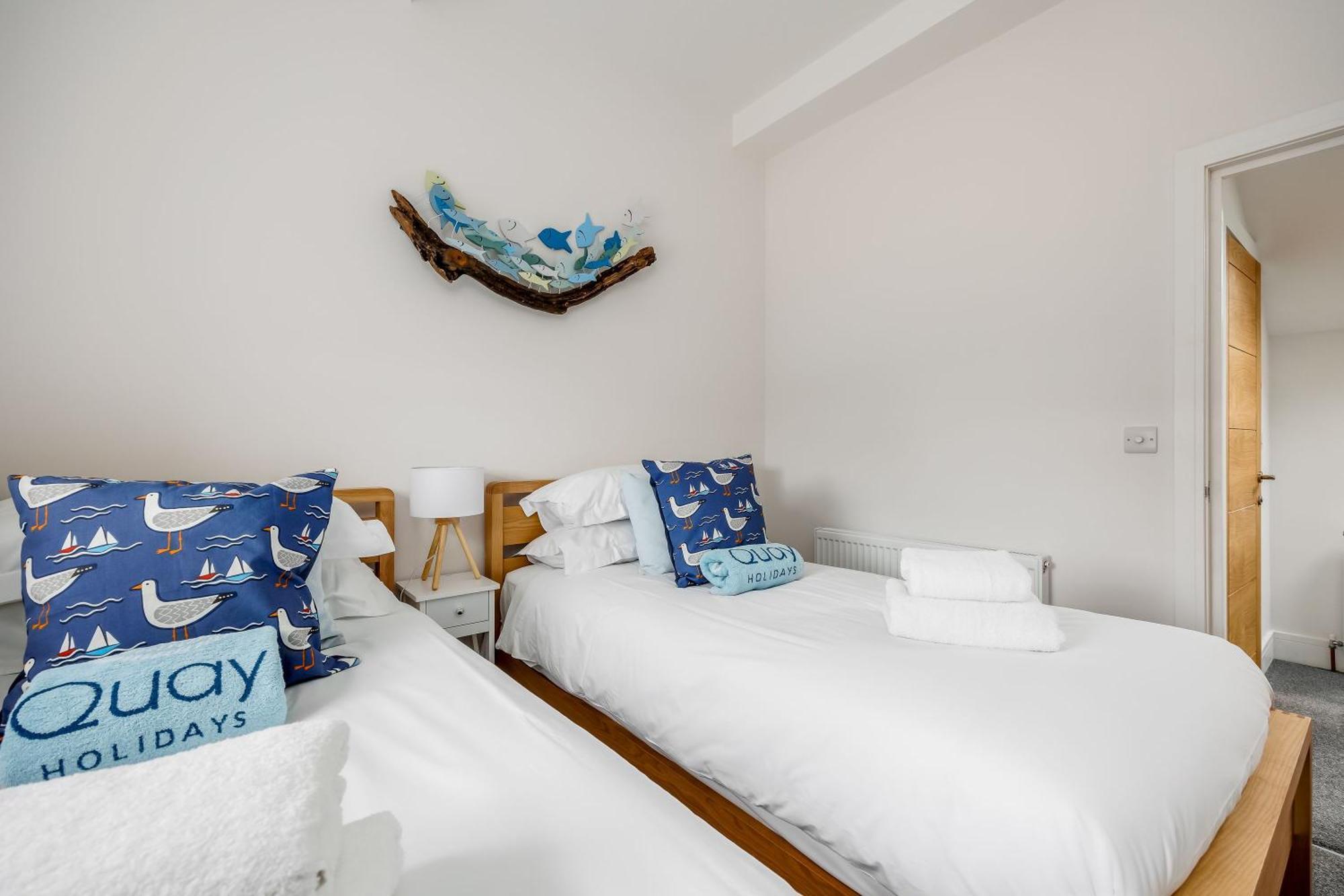 Charlotte Cottage Poole Bagian luar foto