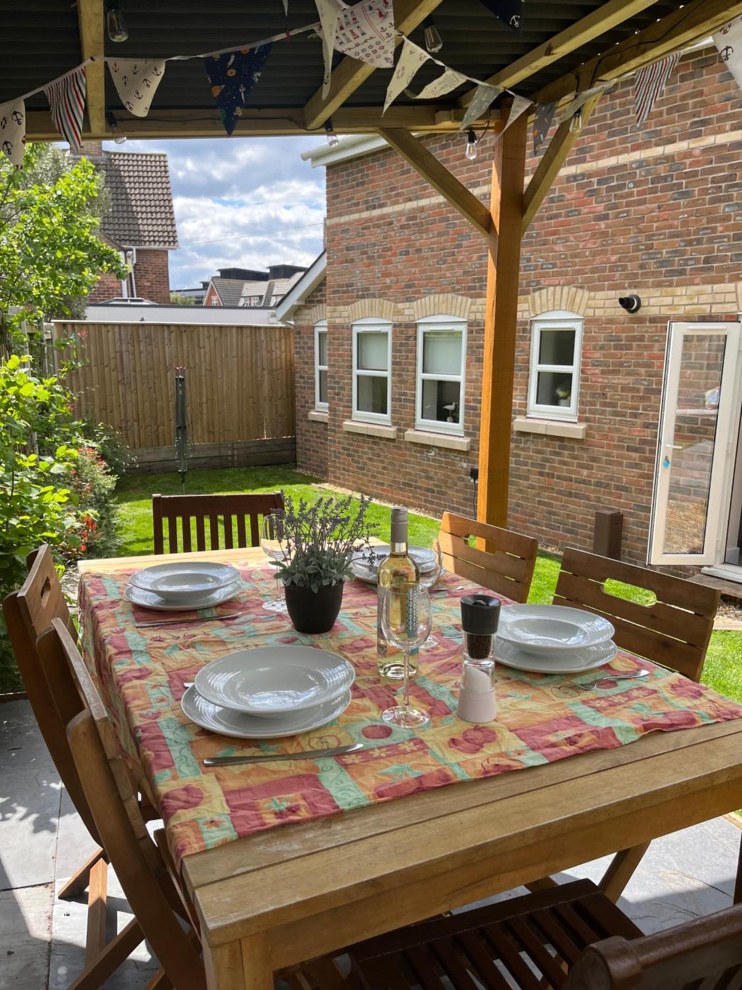 Charlotte Cottage Poole Bagian luar foto